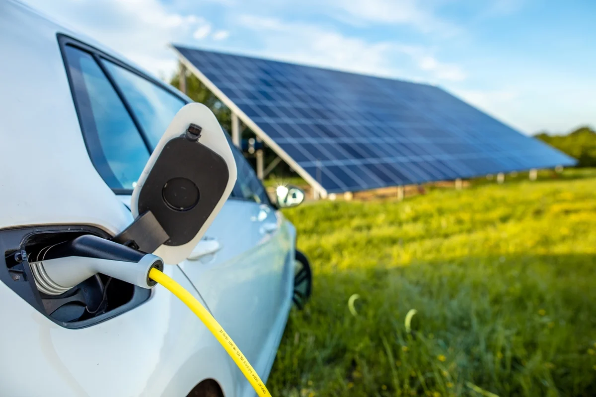 Can Home Solar Panels Charge An Electric Car