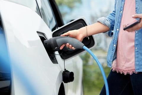 Can You Unplug An Electric Car While Charging