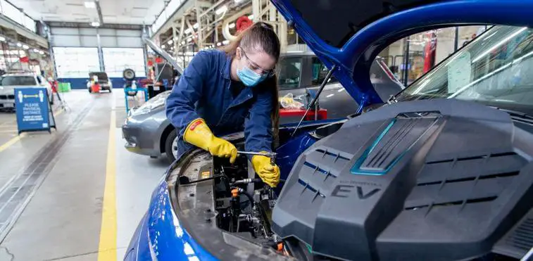 How To Become A Mechanic For Electric Cars